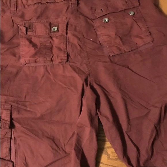 Marc Ecko Cut & Sew Cargo Khaki Shorts Size 40 - Picture 2 of 4